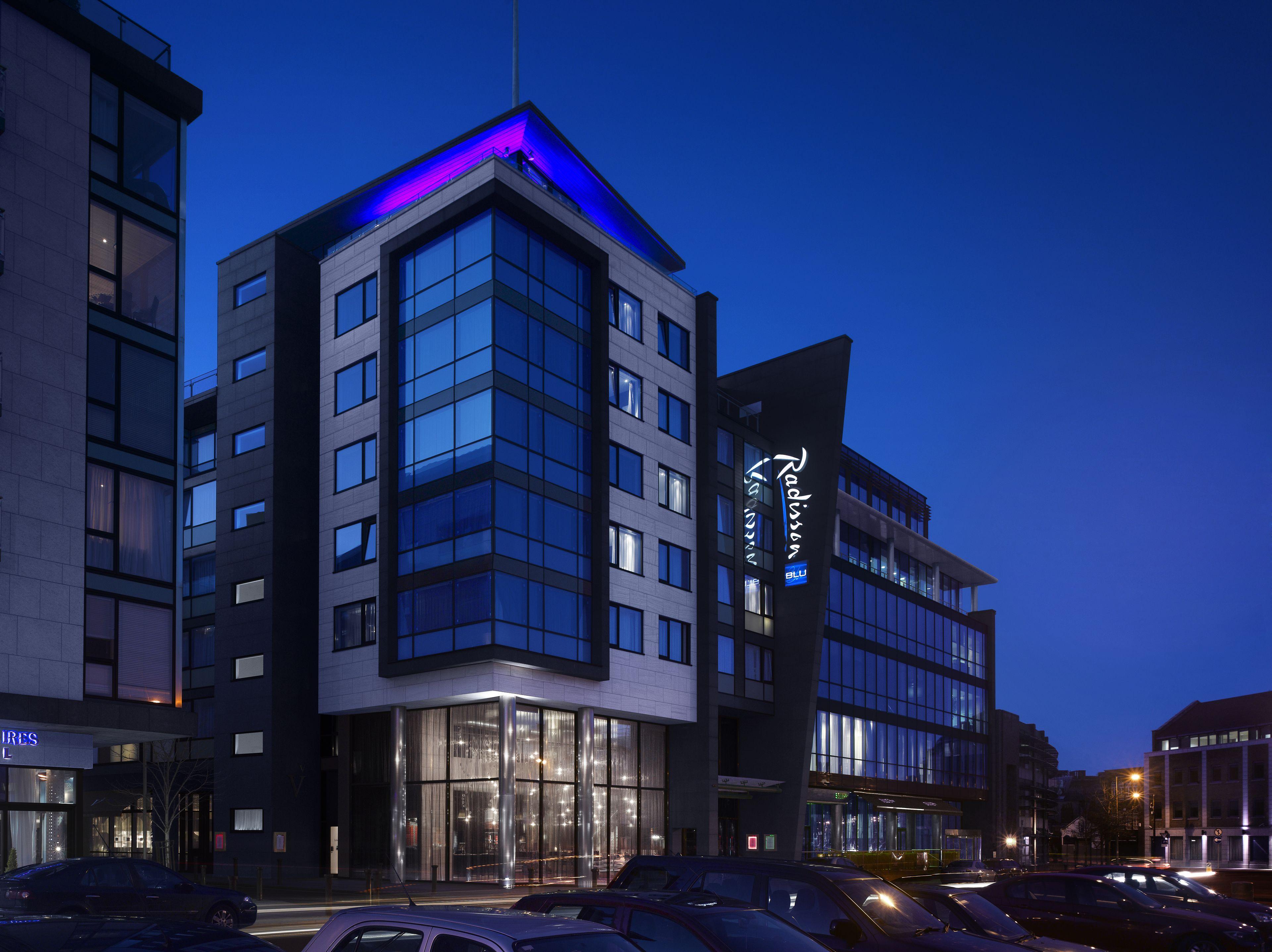 Radisson Blu Royal Hotel Dublin — Photos 1